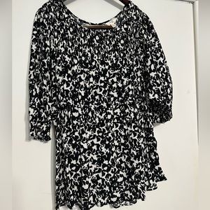 2X Black and White blouse from Terra and Sky